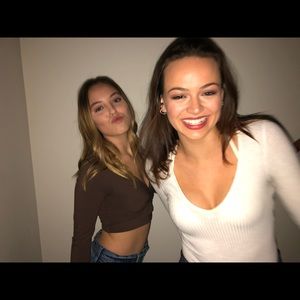 Meet your Posher, Olivia